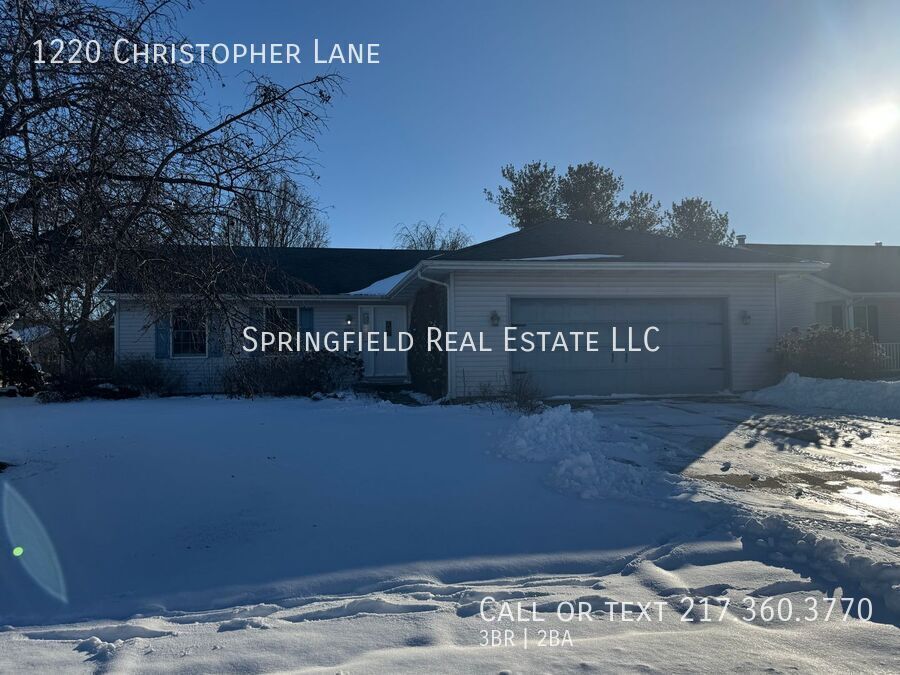 1220 Christopher Ln in Springfield, IL - Building Photo