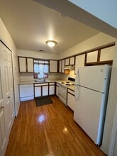 25652 Lira Ln in Warren, MI - Building Photo - Building Photo