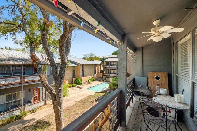 property at 1101 Hollow Creek Dr