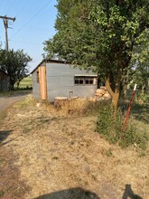 14225 Springlake Rd in Klamath Falls, OR - Building Photo - Building Photo
