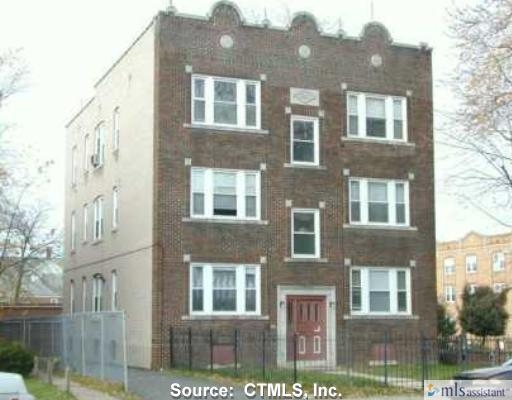 703 Wethersfield Ave in Hartford, CT - Foto de edificio - Building Photo