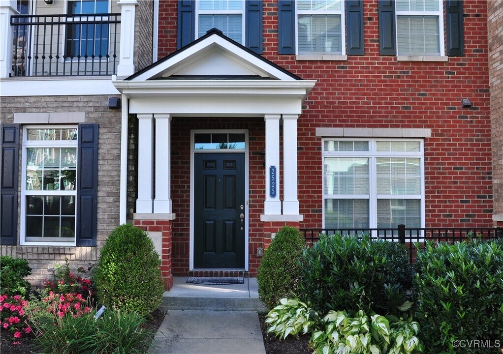 2525 Perch Ln in Glen Allen, VA - Building Photo