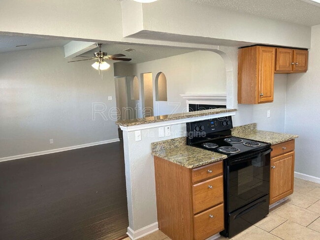 2939 Longmeade Dr in Farmers Branch, TX - Building Photo - Building Photo