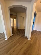 215 San Felipe Dr in Kyle, TX - Foto de edificio - Building Photo