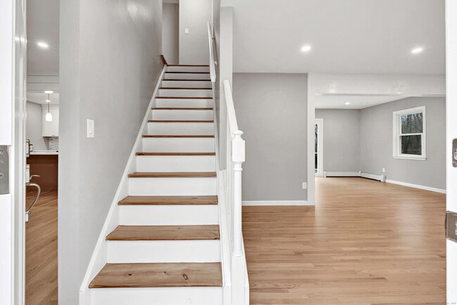 19 Good Hill Rd in Oxford, CT - Building Photo - Building Photo