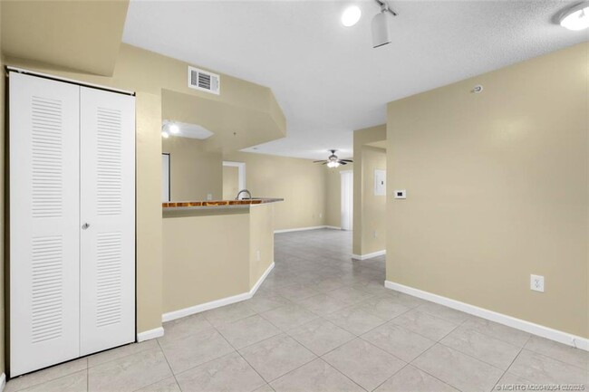 3776 NW Adriatic Ln in Jensen Beach, FL - Building Photo - Building Photo