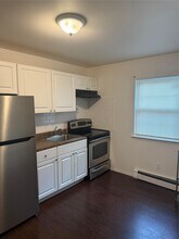 27 Manchester Rd in Huntington, NY - Building Photo - Building Photo