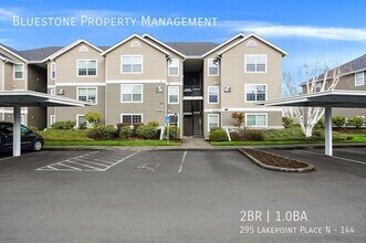 295 Lakepoint Pl N-Unit -144 in Keizer, OR - Foto de edificio - Building Photo