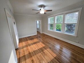 4753 N Monticello Ave, Unit 2A in Chicago, IL - Building Photo - Building Photo