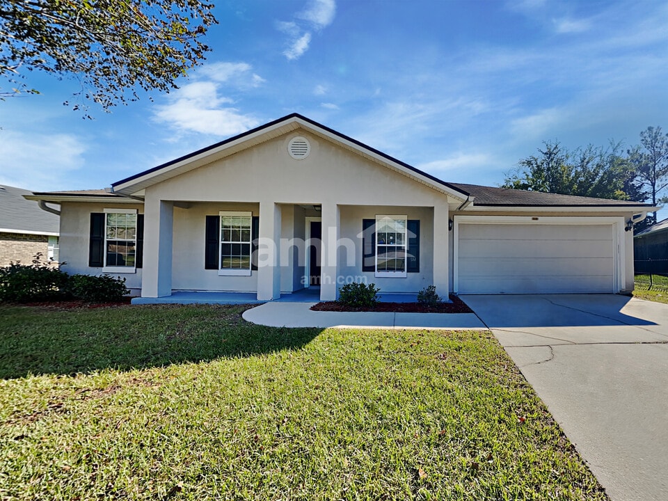 2661 Fox Creek Dr E in Jacksonville, FL - Building Photo