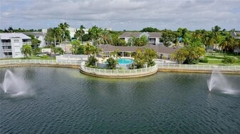 8540 SW 212th St, Unit 103 in Cutler Bay, FL - Building Photo