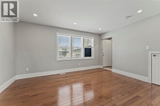 1566 Bruce Ave in Windsor, ON - Building Photo - Building Photo