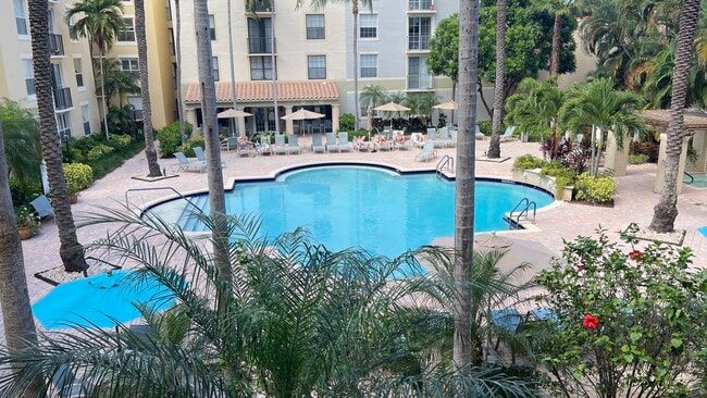 780 S Sapodilla Ave in West Palm Beach, FL - Foto de edificio - Building Photo