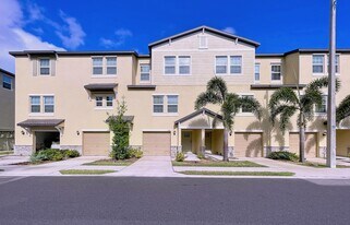4724 Tuscan Loon Dr in Tampa, FL - Building Photo