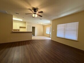 5801 Swords Dr in Fort Worth, TX - Building Photo - Building Photo