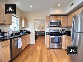 76 Brooks St in Boston, MA - Building Photo