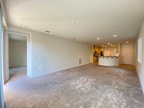 7820 Barnsley Way in Elk Grove, CA - Building Photo - Building Photo