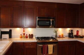 2577 Corte Casitas in Carlsbad, CA - Building Photo - Building Photo