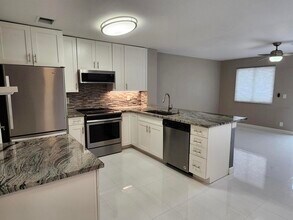 1919 Discovery Cir E in Deerfield Beach, FL - Building Photo - Building Photo