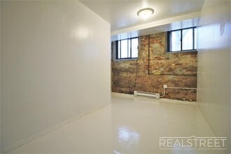 Affordable 2 BR in Williamsburg! in Brooklyn, NY - Building Photo - Building Photo