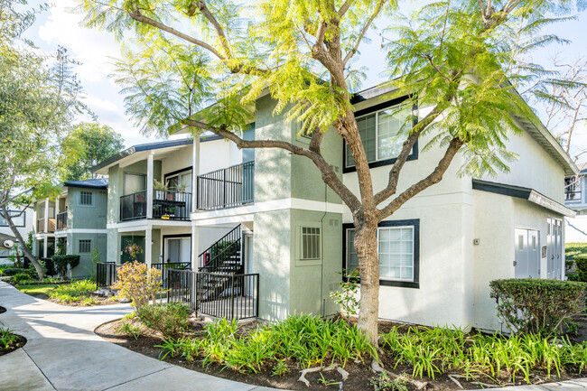 Vintage Apartments For Senior 55+ in Anaheim, CA - Building Photo - Building Photo