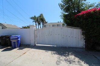 2078 Harrison Ave in San Diego, CA - Building Photo - Building Photo