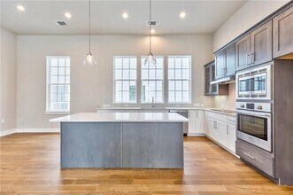 4505 Night Owl Ln in Austin, TX - Building Photo - Building Photo