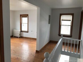 355 Lebanon Ave in Colchester, CT - Building Photo - Building Photo