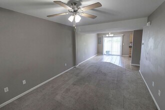 4008-4010-4010 Arctic Fox Dr in Columbia, MO - Building Photo - Building Photo