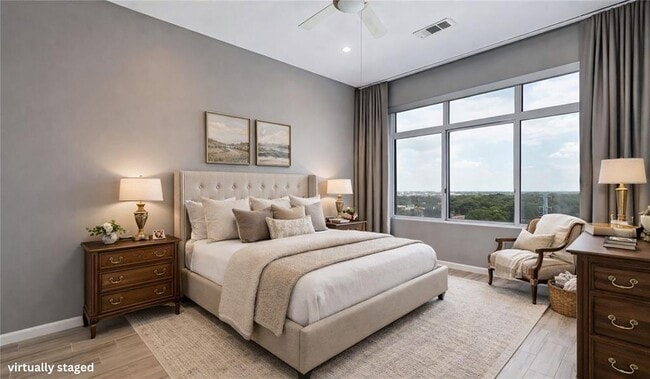 54 Rainey St in Austin, TX - Foto de edificio - Building Photo