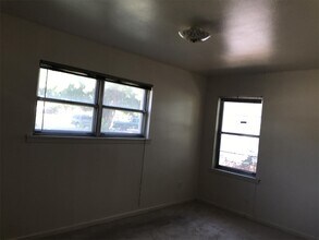 4220 Idlewood Dr in Wichita Falls, TX - Building Photo - Building Photo