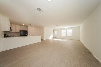 9116 SW 20th St in Oklahoma City, OK - Building Photo - Building Photo