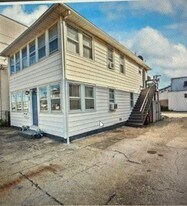 111 Blaine Ave, Unit 2nd floor in Seaside Heights, NJ - Building Photo