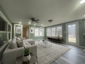 172 Brigham Hill Rd in North Grafton, MA - Foto de edificio - Building Photo