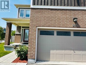 219 Meynell Rd in Ottawa, ON - Building Photo - Building Photo