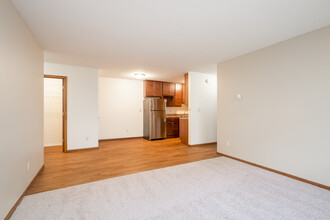 Kings Highway Apartments in Minneapolis, MN - Building Photo - Building Photo