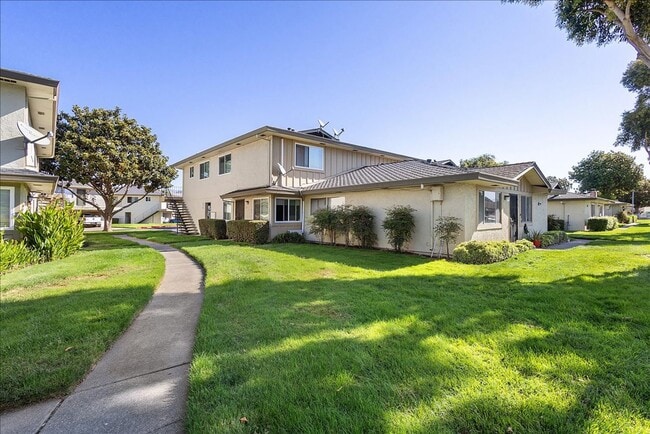 property at 34842 Starling Dr