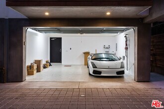 1337 N Fuller Ave in Los Angeles, CA - Building Photo - Building Photo