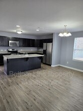 912 Sherman St in Gastonia, NC - Building Photo - Building Photo