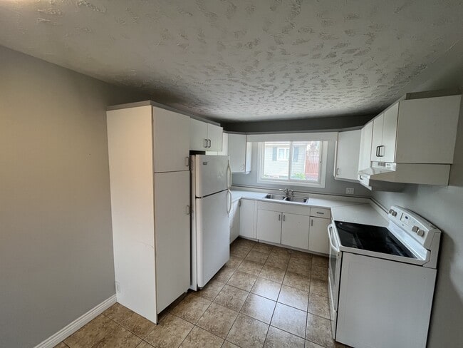property at 60 Kendra St