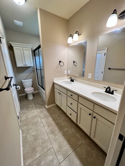 property at 892 W Hughes St