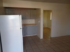 1003 N Jefferson St in Eloy, AZ - Foto de edificio - Building Photo