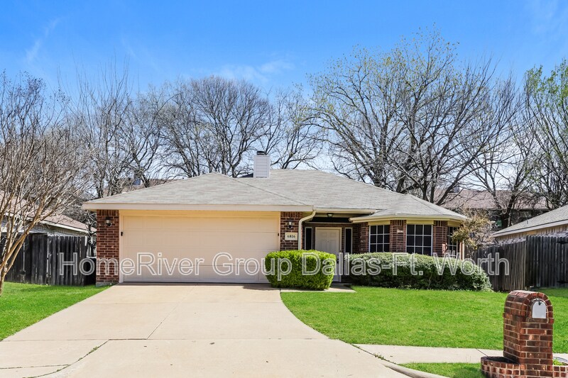 6816 Cedar Shadow Dr in Dallas, TX - Building Photo