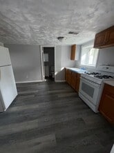 127 Winona Dr in Machesney Park, IL - Building Photo - Building Photo