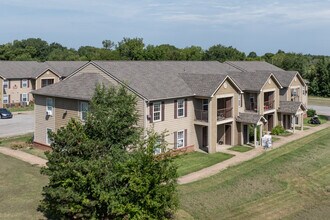 Oxford Place in Okmulgee, OK - Building Photo - Building Photo
