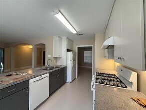 7407 Albert Rd in Austin, TX - Building Photo - Building Photo