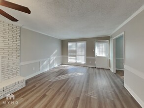 5052 Hickory Bark Dr in Memphis, TN - Foto de edificio - Building Photo