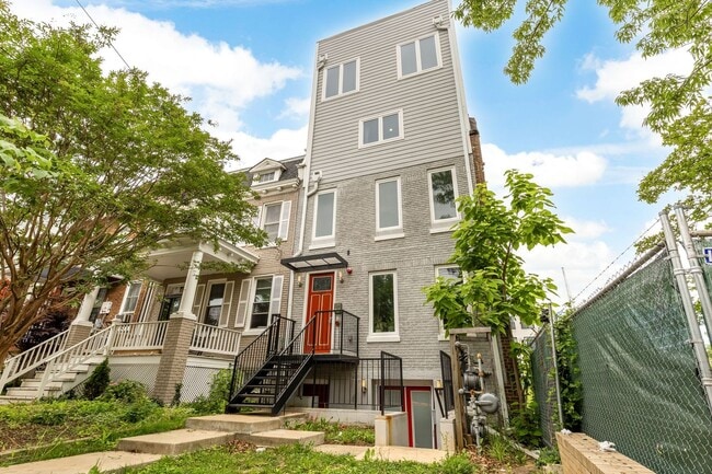property at 1207 Kennedy St NW