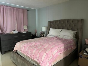 8580 SW 212th St, Unit 304 in Cutler Bay, FL - Building Photo - Building Photo