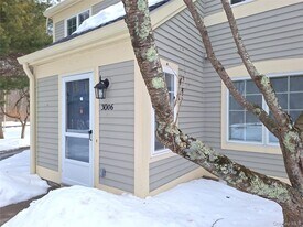 3006 Morgan Dr in Carmel, NY - Building Photo